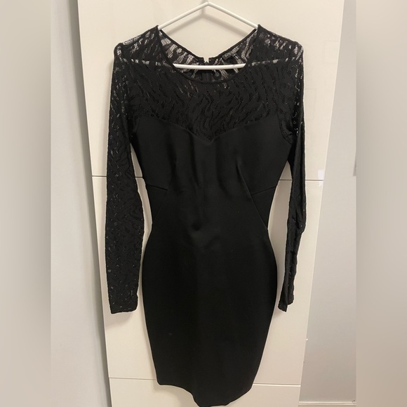 Black body on dress with mesh sleeves and details - Picture 1 of 4